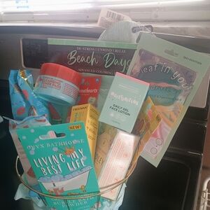 Olay Bathhouse Gift Set - Blue and Pink